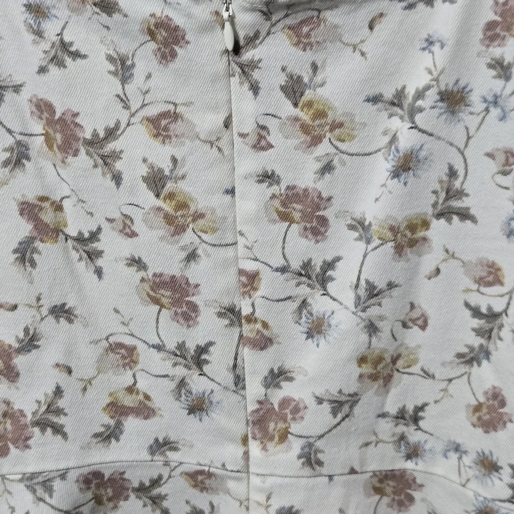 CeCe Ivory and Pastel Floral Dress - Picture 4 of 5